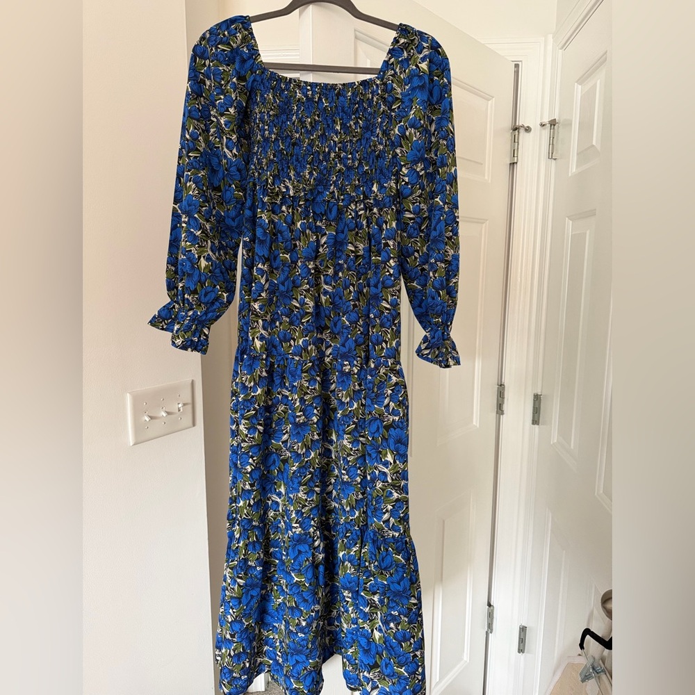 Vestique Blue Floral Long Sleeve Dress